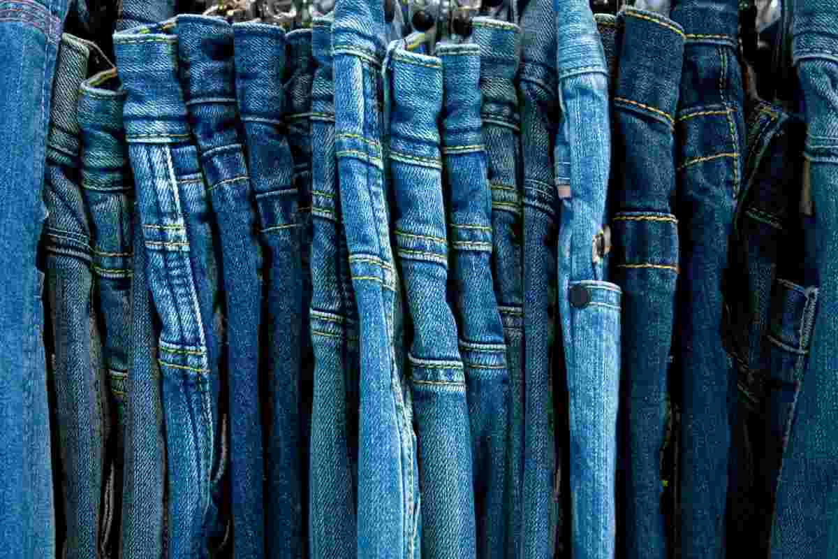 vecchi jeans come riciclarli