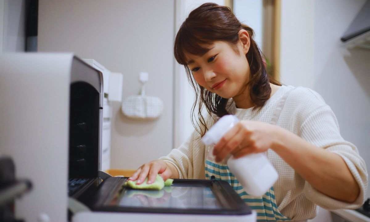 come pulire il forno