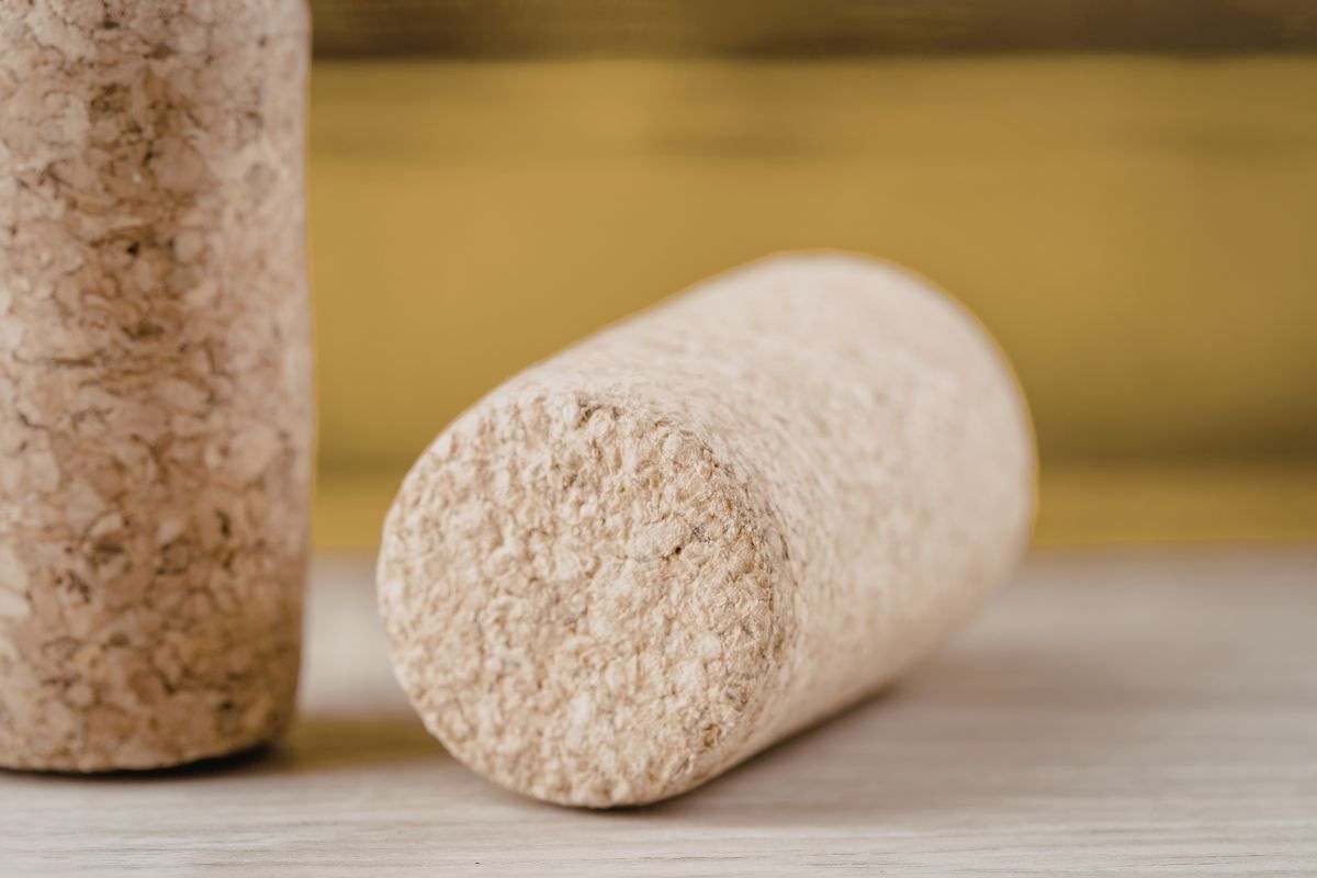 tappi di sughero alleati in casa