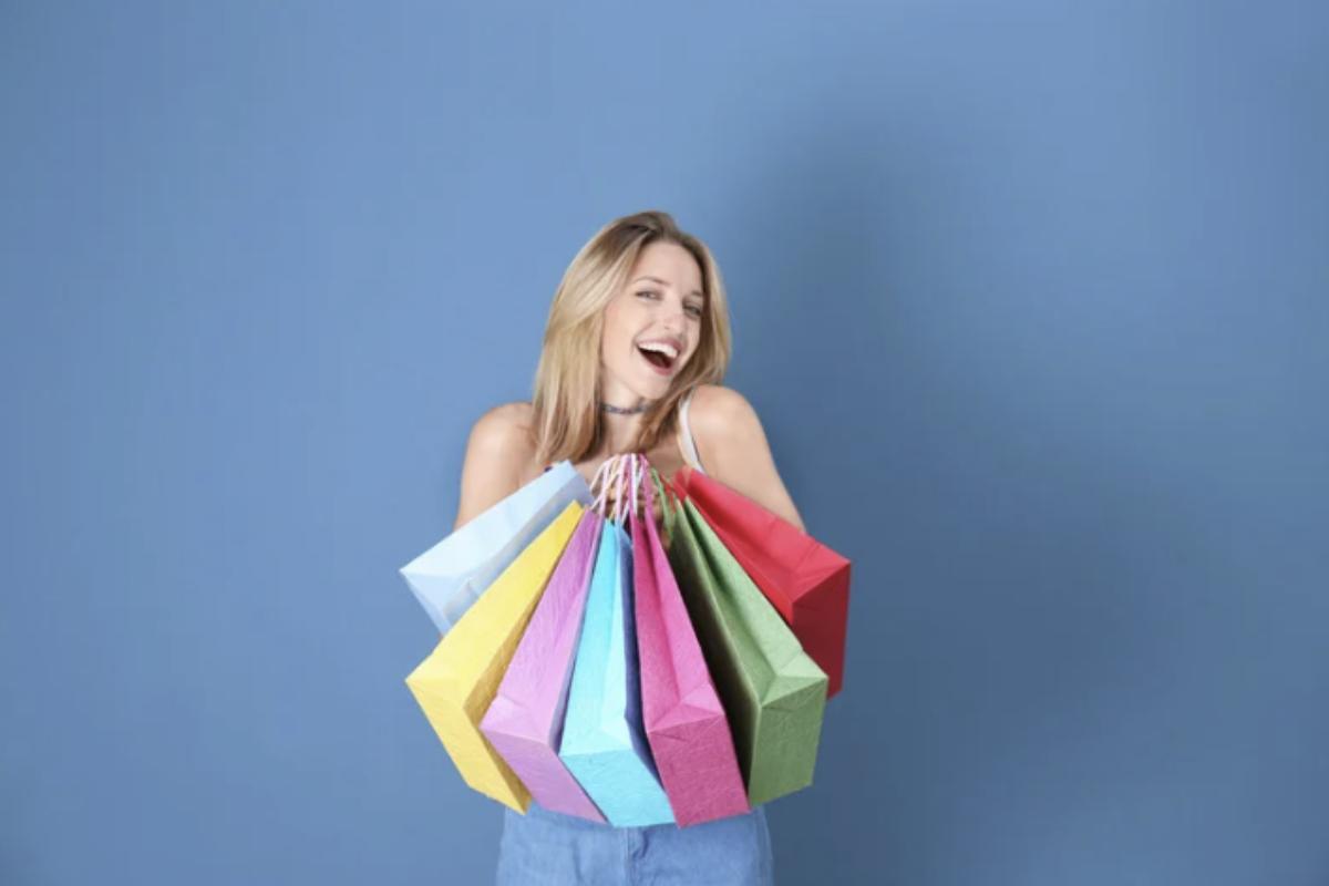 Questo approccio, che ruota attorno al riutilizzo creativo di materiali scartati, sta guadagnando sempre più terreno,