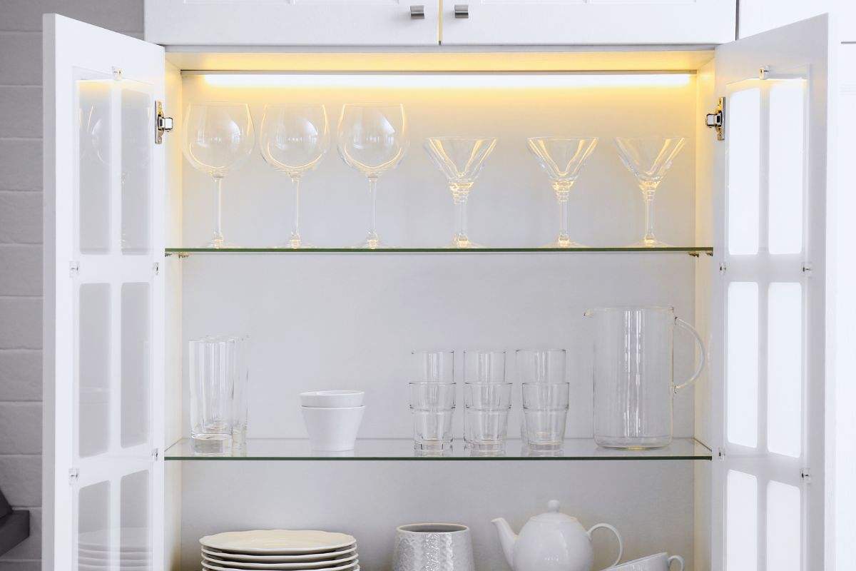 posizionamento dei bicchieri e pulizia